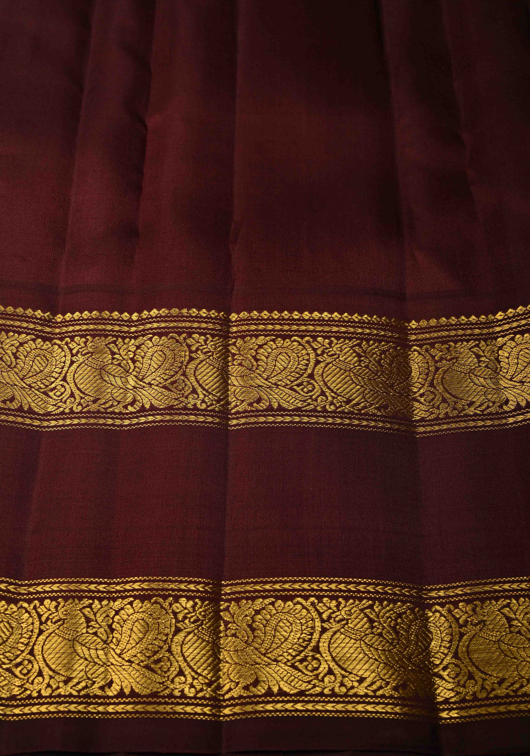 Vadamalli Gadwal Silk Saree with Zari Buttas and Contrast Rettaipet Zari Border | SILK MARK CERTIFIED | SHOBITAM