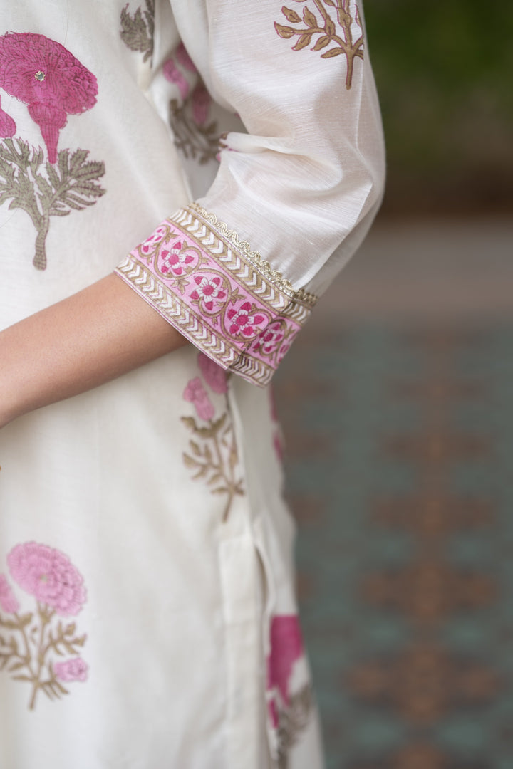 Off white with pink Mughal block print chanderi suit- SET OF-3 | SHOBITAM