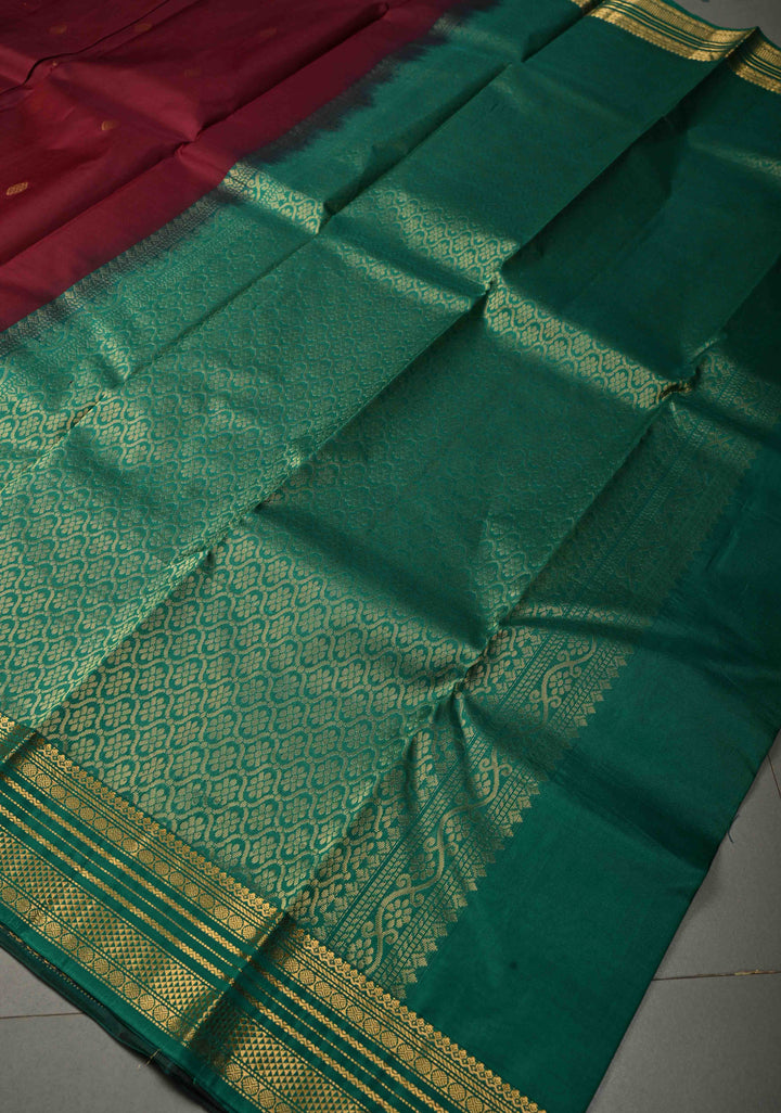 Kanchana Pure Kanjivaram Soft Silk Saree with Zari Buttas and Contrast Korvai Zari Border | SILK MARK CERTIFIED | SHOBITAM