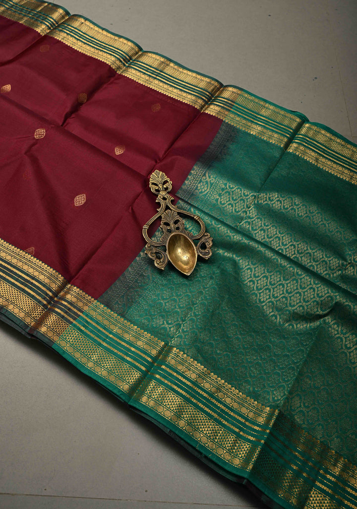 Kanchana Pure Kanjivaram Soft Silk Saree with Zari Buttas and Contrast Korvai Zari Border | SILK MARK CERTIFIED | SHOBITAM
