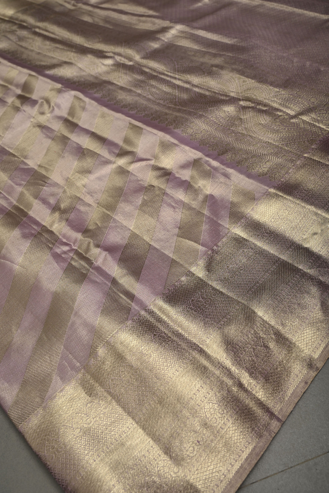 Lavender Pure Kanjivaram Tissue Silk Saree with  Leheria Design and Zari Border | SILK MARK CERTIFIED
