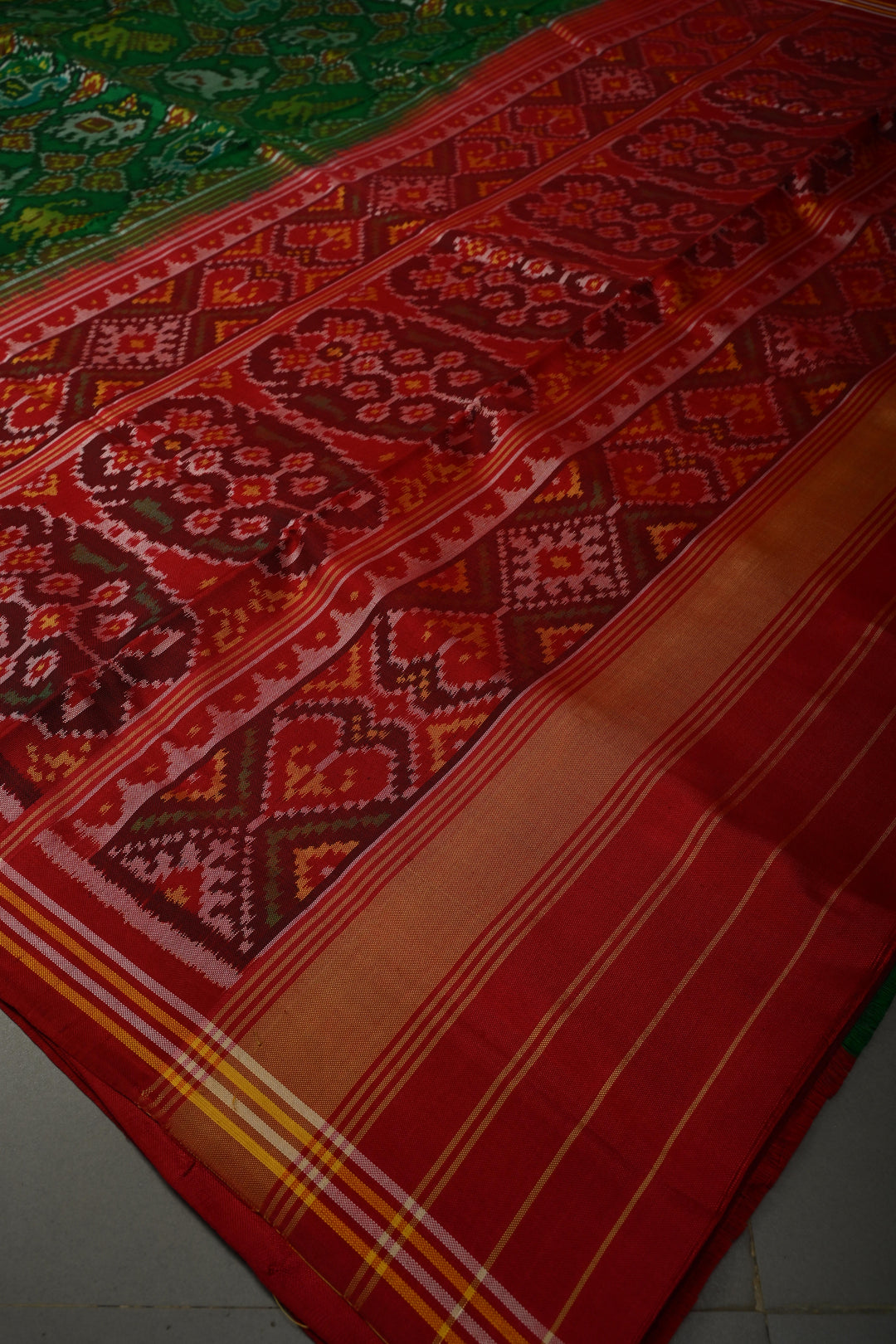 Emerald Green Single Ikkat Authentic Patan Patola Saree In Pure Silk Handloom | SILK MARK CERTIFIED | SHOBITAM