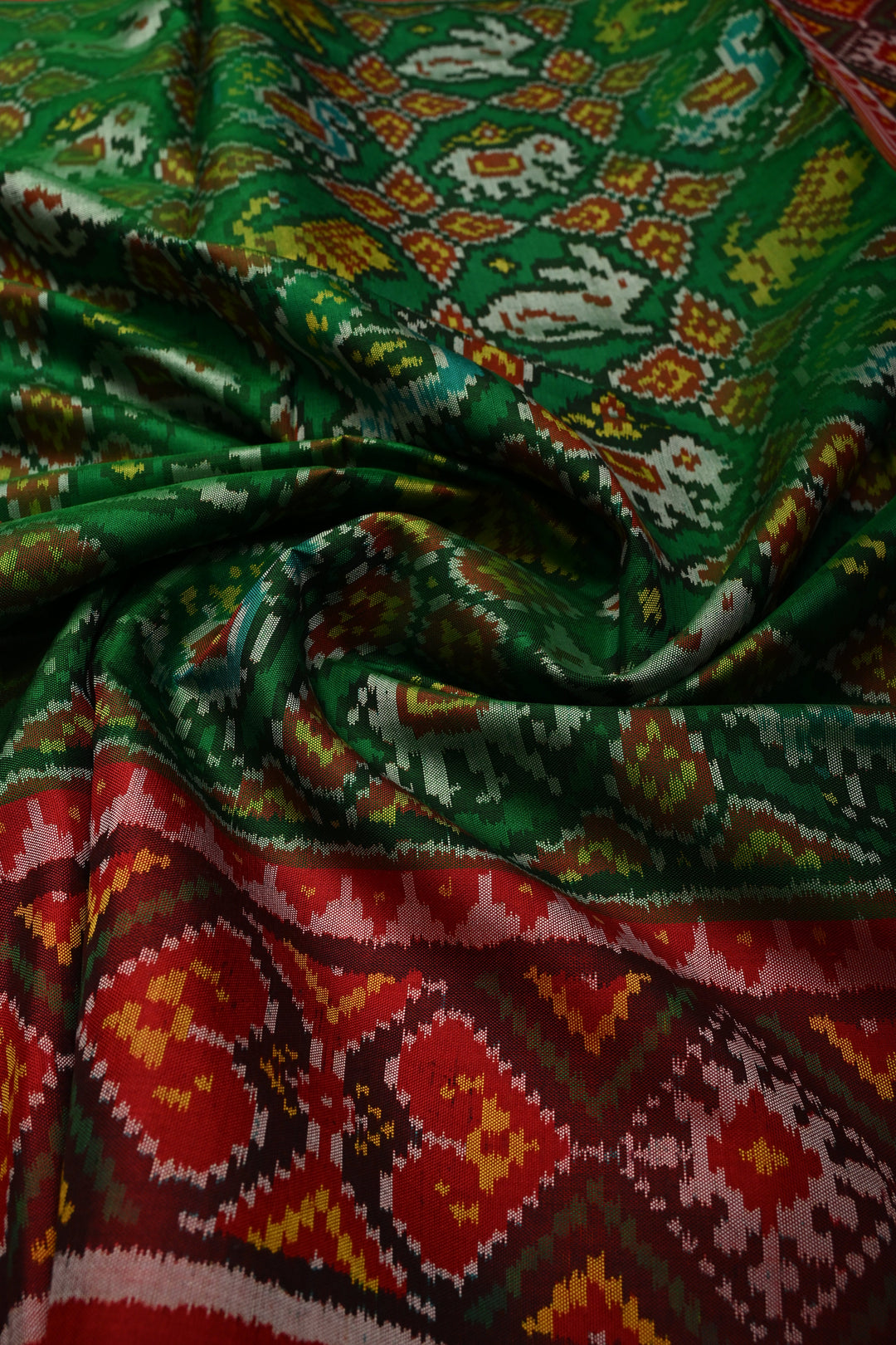 Emerald Green Single Ikkat Authentic Patan Patola Saree In Pure Silk Handloom | SILK MARK CERTIFIED | SHOBITAM