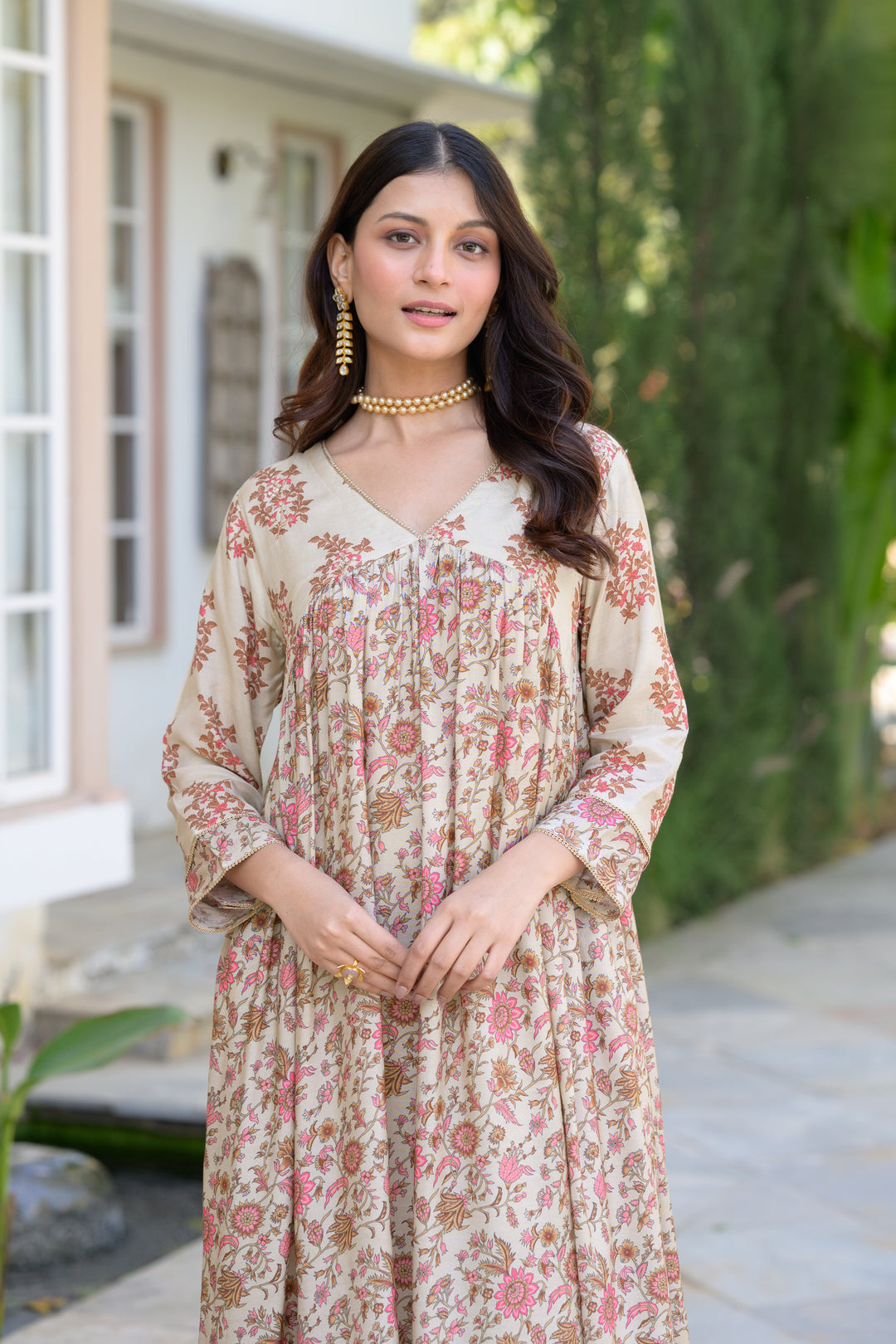 Beige With Pink Buti and Jaal Nyra cut Muslin Kurta Set - SET OF-2 | SHOBITAM