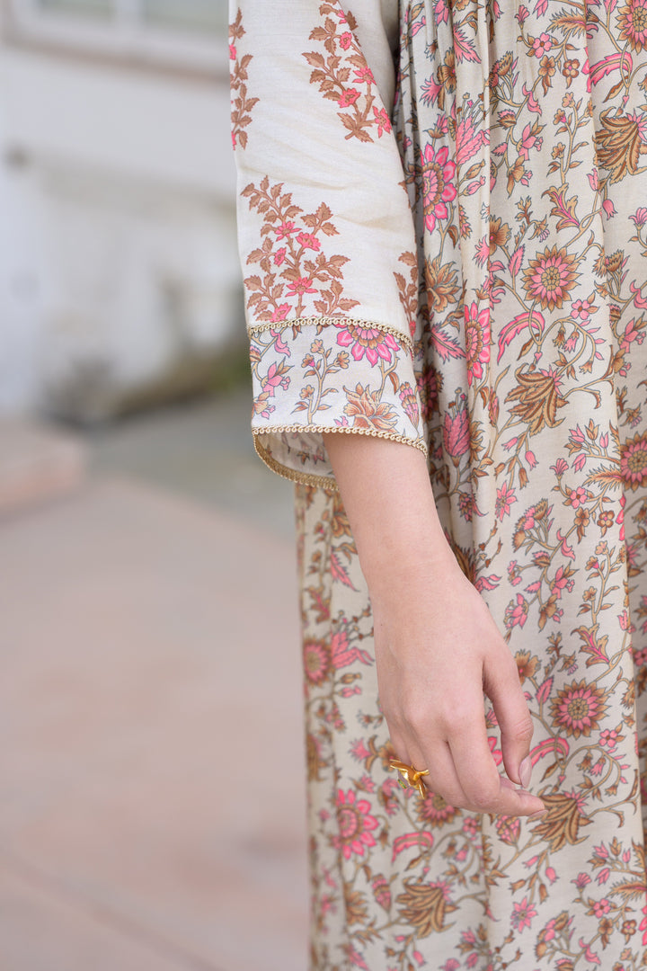 Beige With Pink Buti and Jaal Nyra cut Muslin Kurta Set - SET OF-2 | SHOBITAM