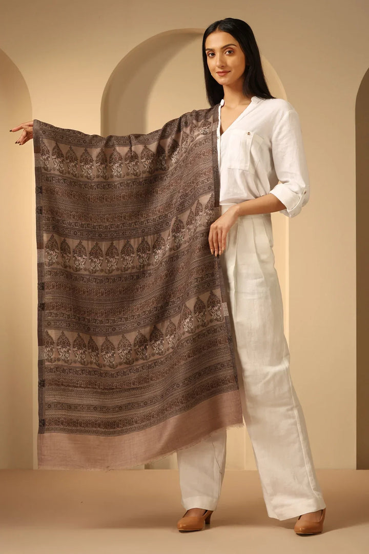 Rhea Cashmere Stole | SHOBITAM