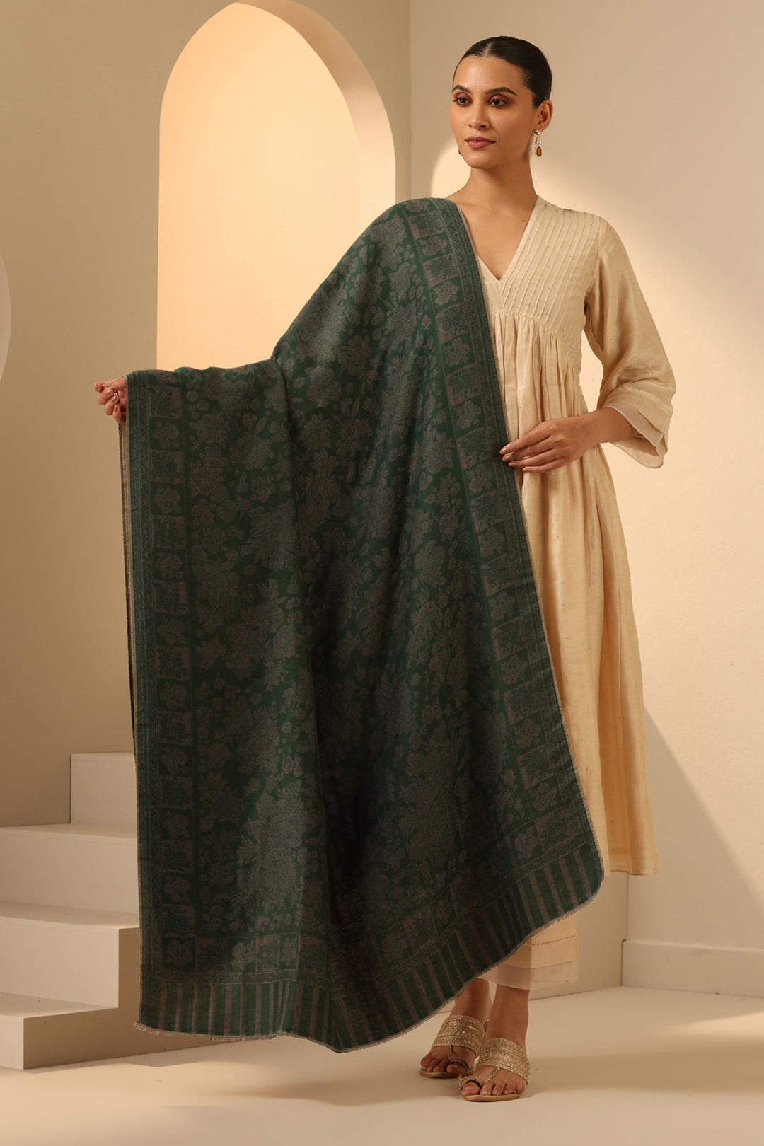 Natasha Cashmere Shawl for Men & Women | SHOBITAM