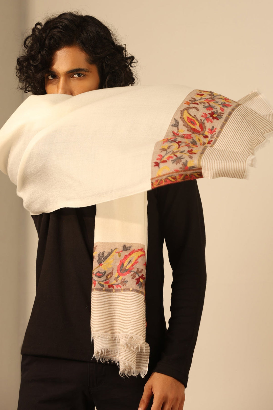 Mahesh: Offwhite Cashmere Stole | SHOBITAM