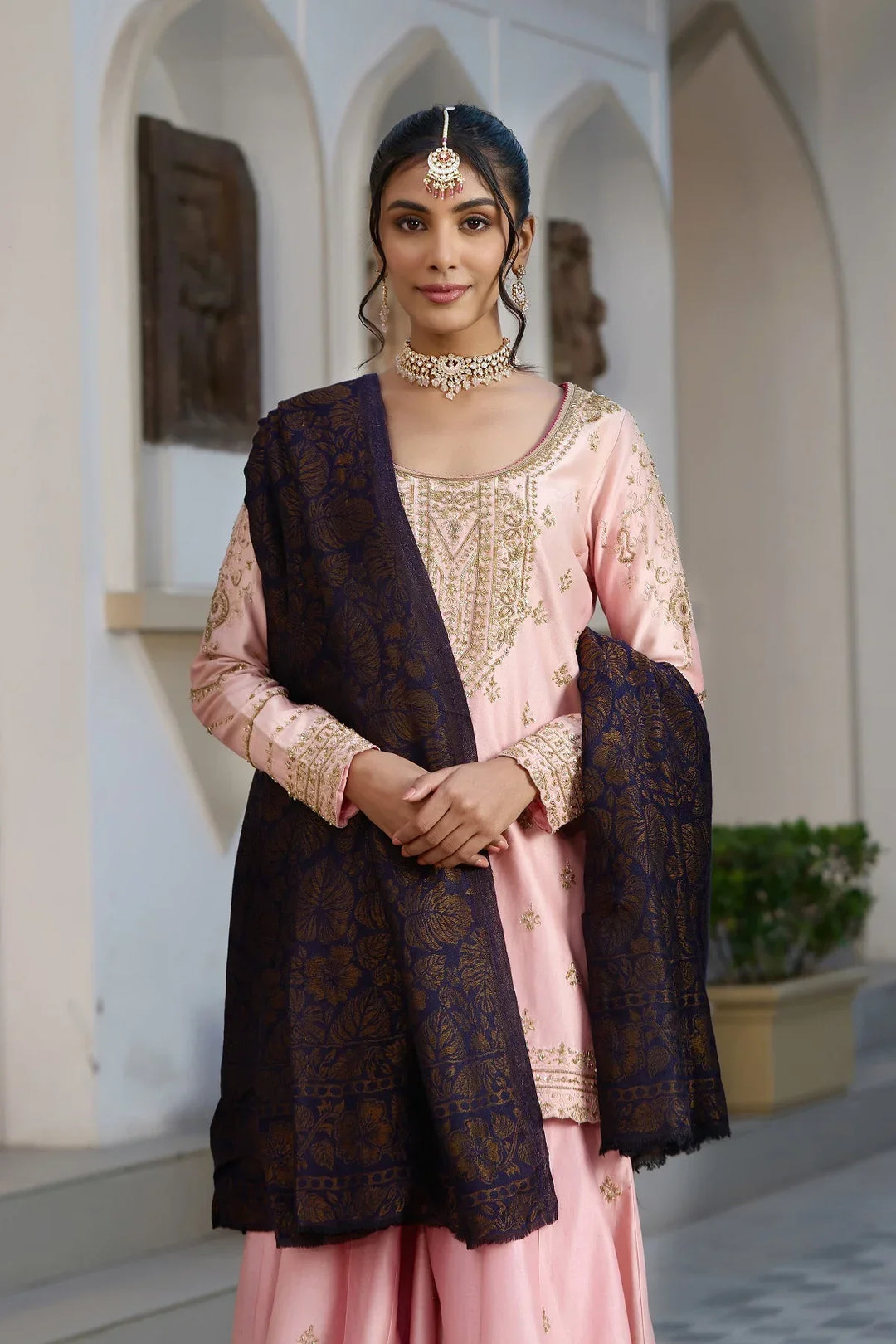 Oviya Cashmere Fine Wool Shawl for Men & Women | SHOBITAM