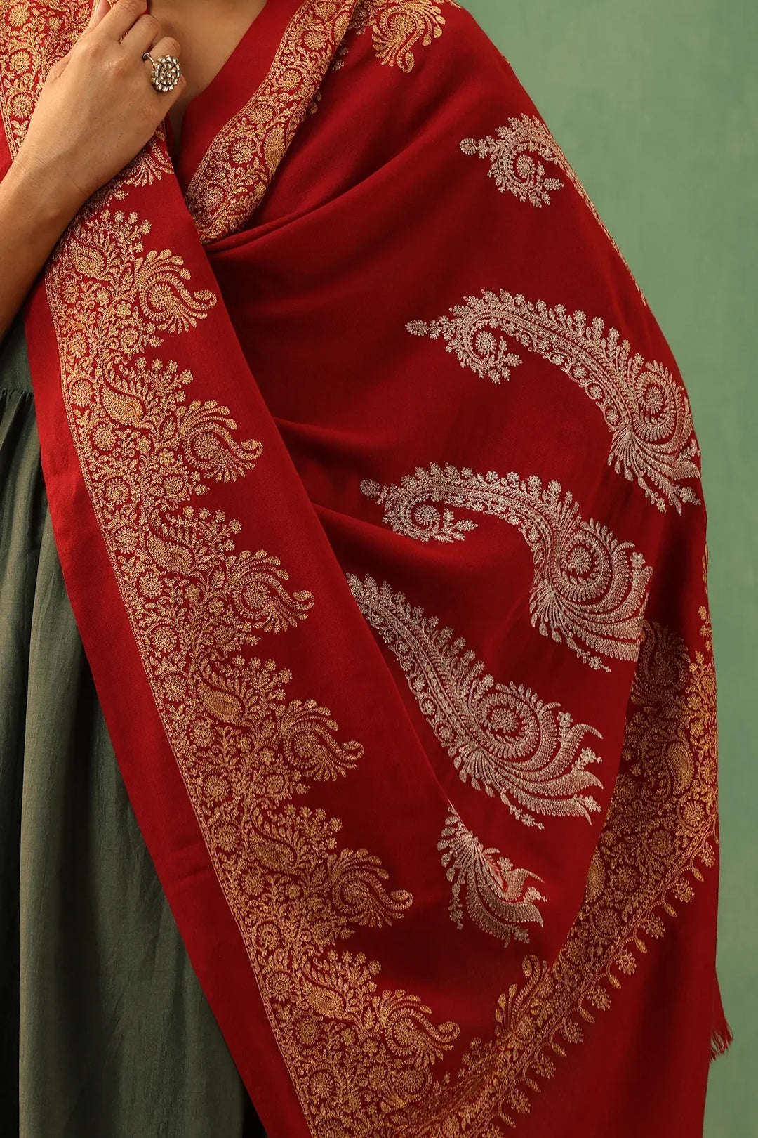 Tiari Cashmere Stole | SHOBITAM