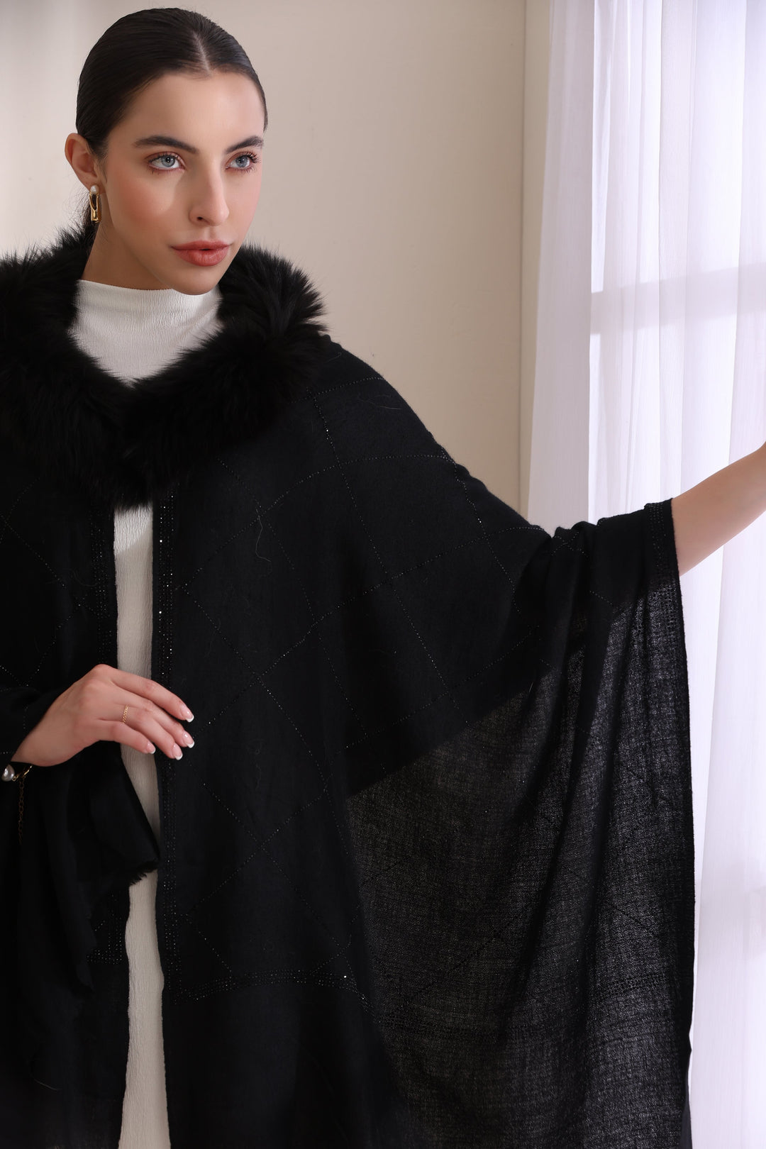 Black Cashmere Fine Wool Mia Collared Fur with All Over Criss Cross Stone Work Stole 28x80