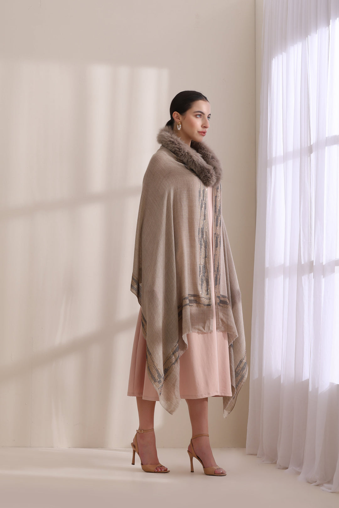 Brown Cashmere Fine Wool Evelyn Collared Fur with Zig Zag Border and Stone Work Stole 28x80