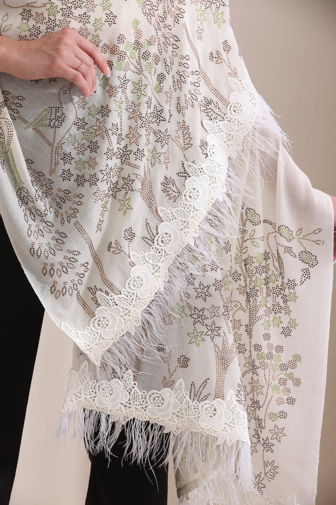 Ivory Cashmere Fine Wool Isla Floral Stone work with rose lace and feather on border Stole 28x80