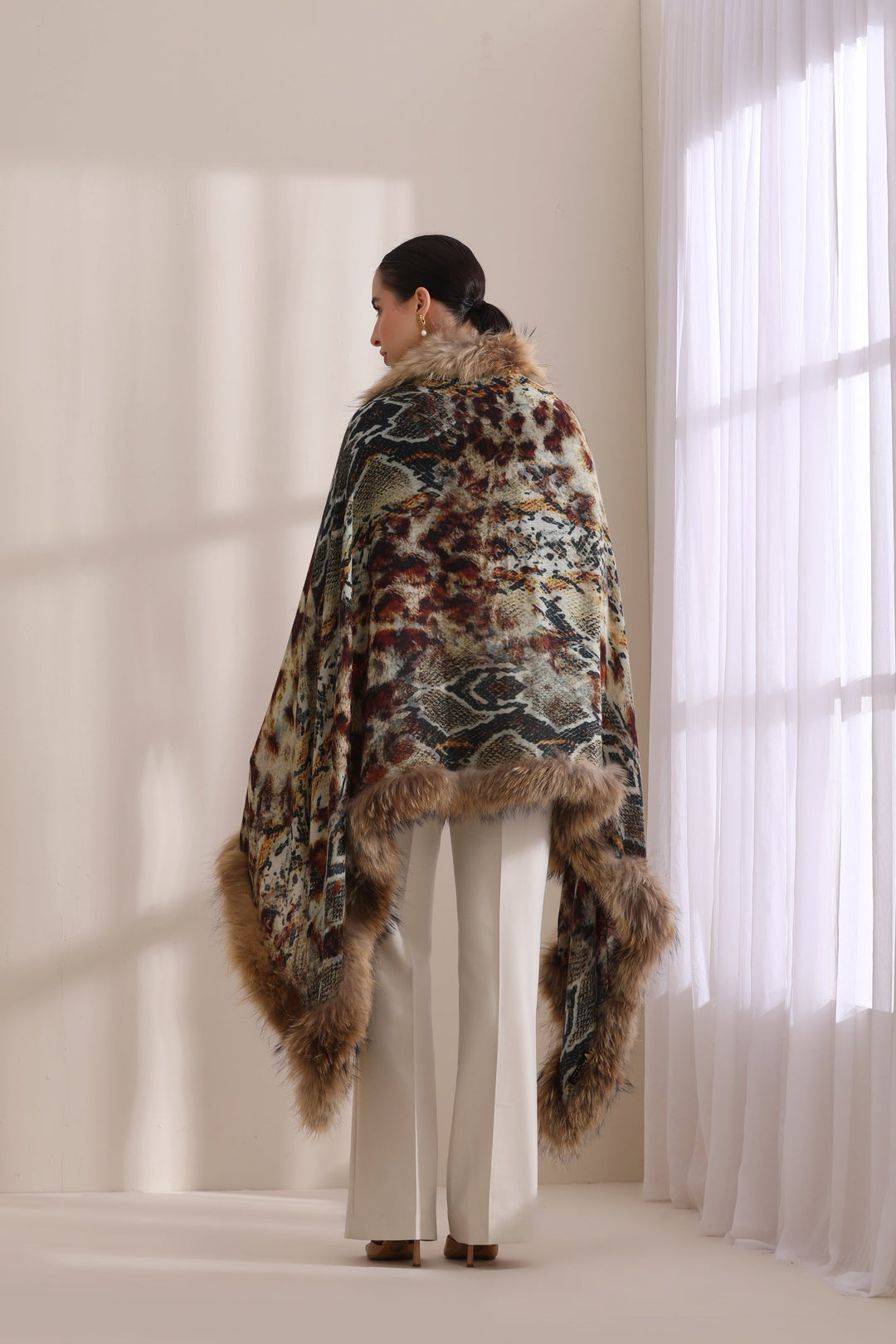 Iris Cashmere Animal Printed Stole With High Quality Fur Stole 28x80