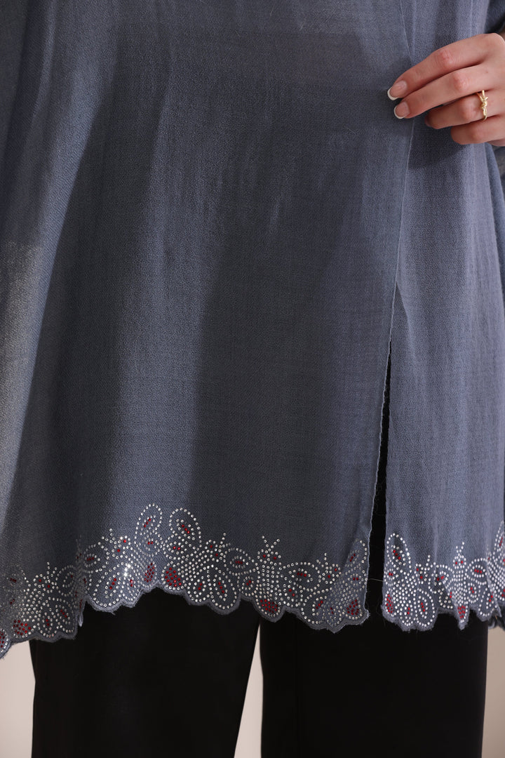 Naira Cream Cashmere Fine Wool Stole with Fur and Stone Border