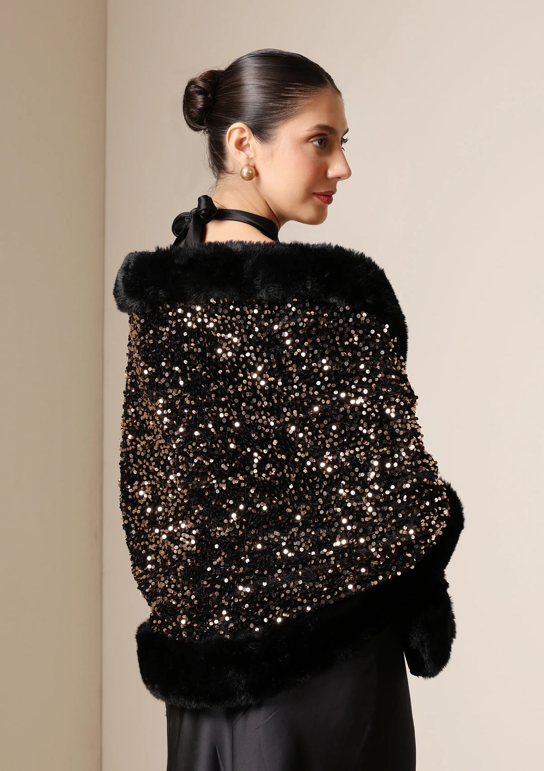 Midnight Luxe Vegan Fur Cape | SHOBITAM