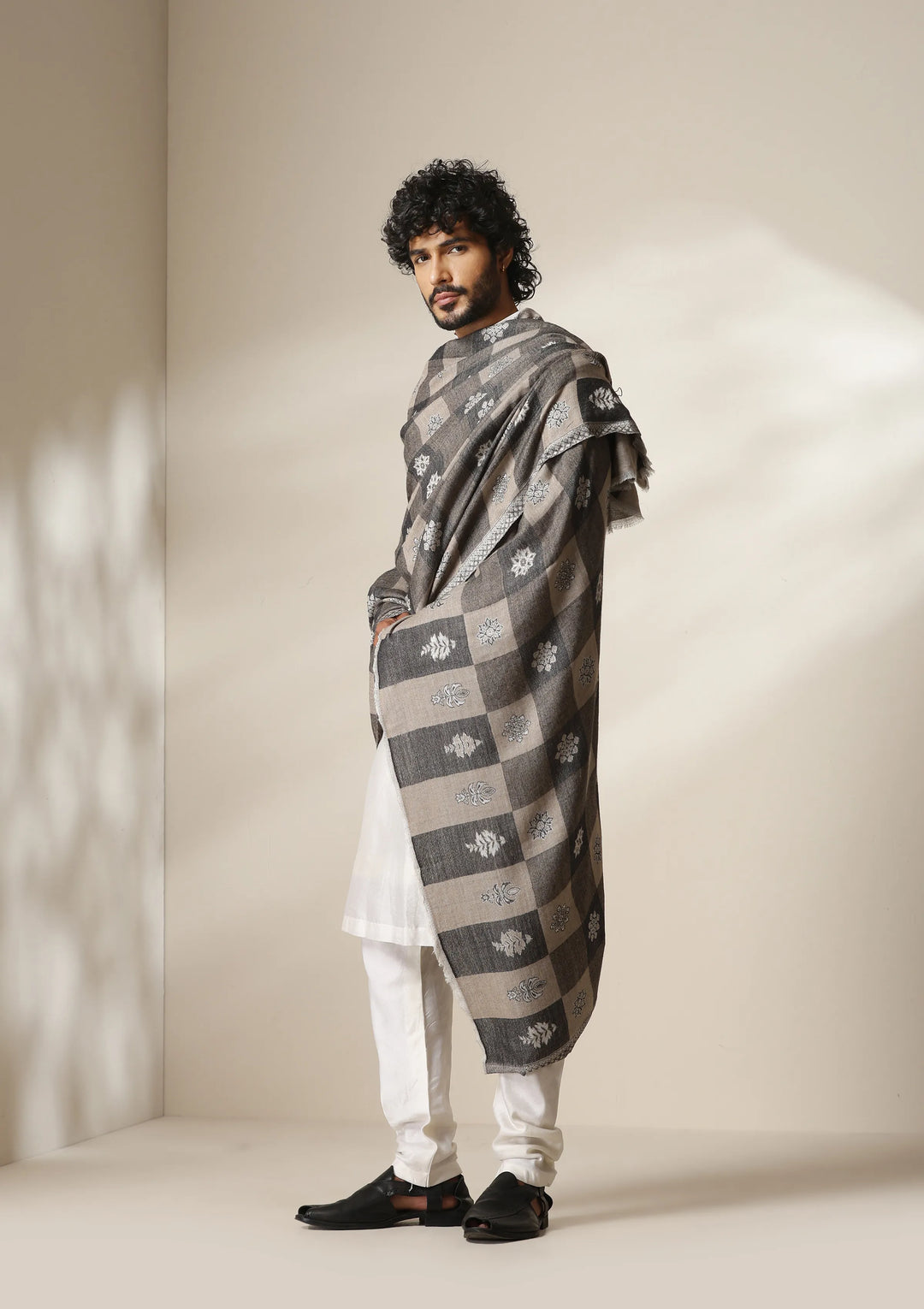 Grey Heritage Kani Check Shawl for Men & Women | SHOBITAM
