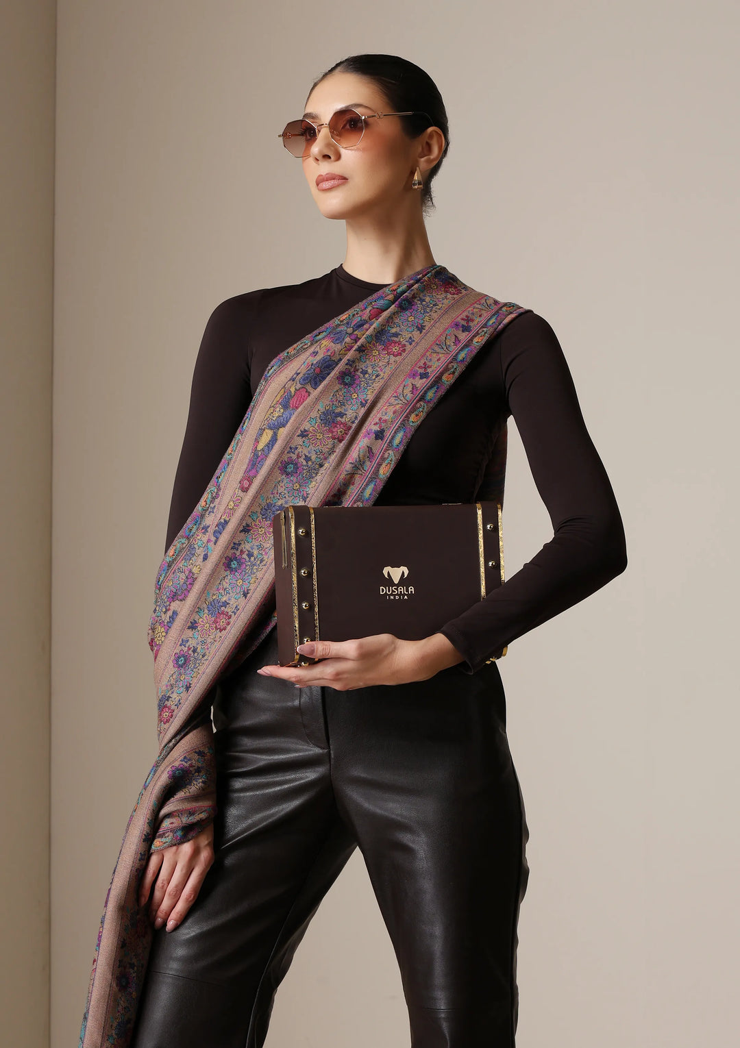 Vintage Bloom Fine Wool stole | SHOBITAM