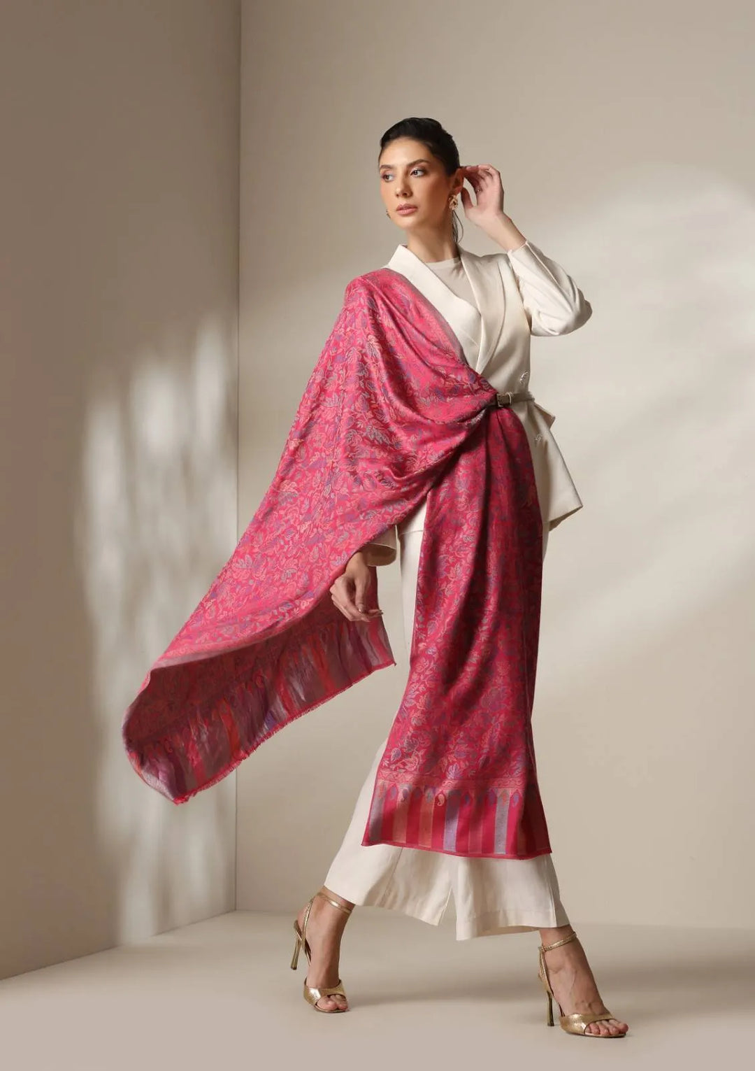 Fuschia woven kani floral stole | SHOBITAM