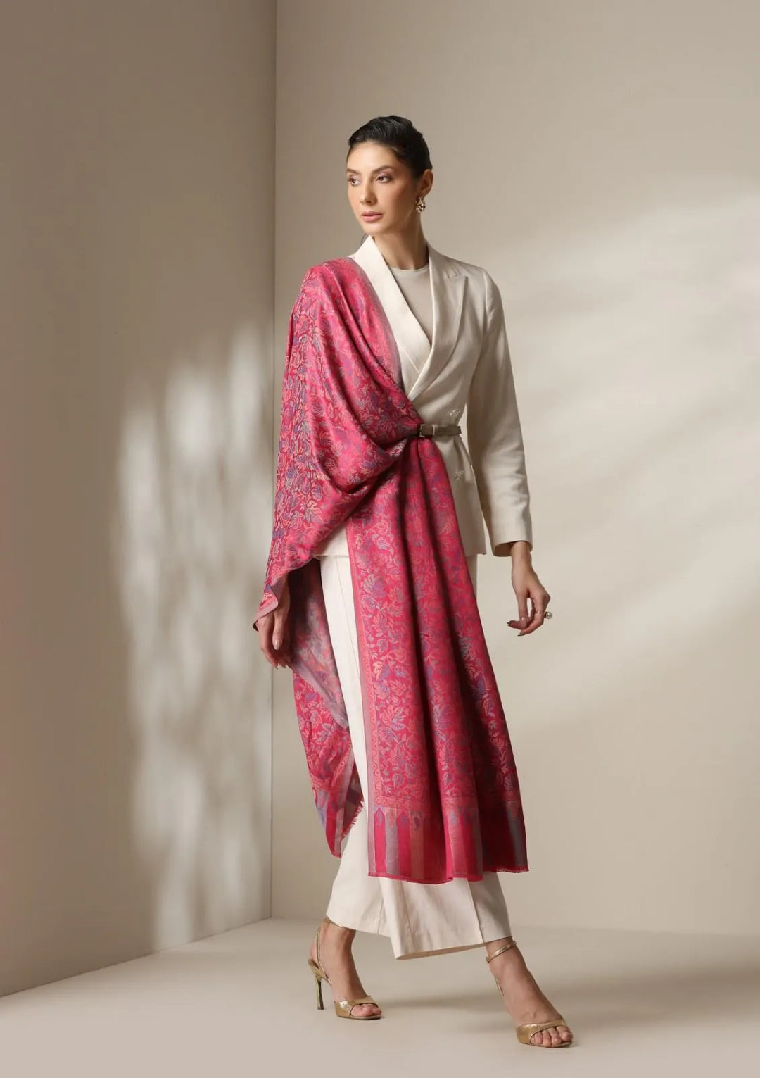 Fuschia woven kani floral stole | SHOBITAM