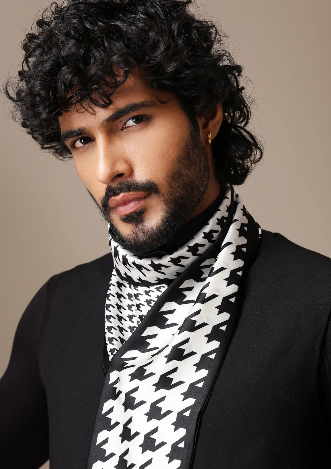 Monochrome Houndstooth silk Scarf set | SHOBITAM