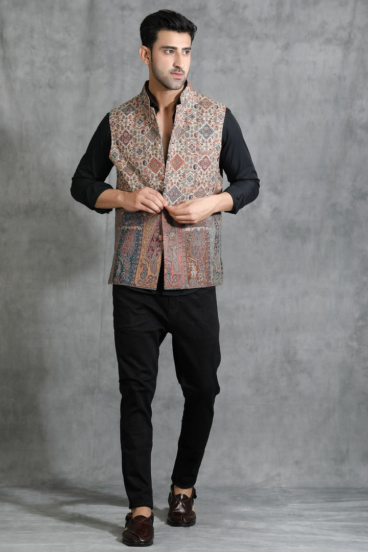 Vintage Kani Mens' Waist Coat/Bandi With Paisley Design | SHOBITAM