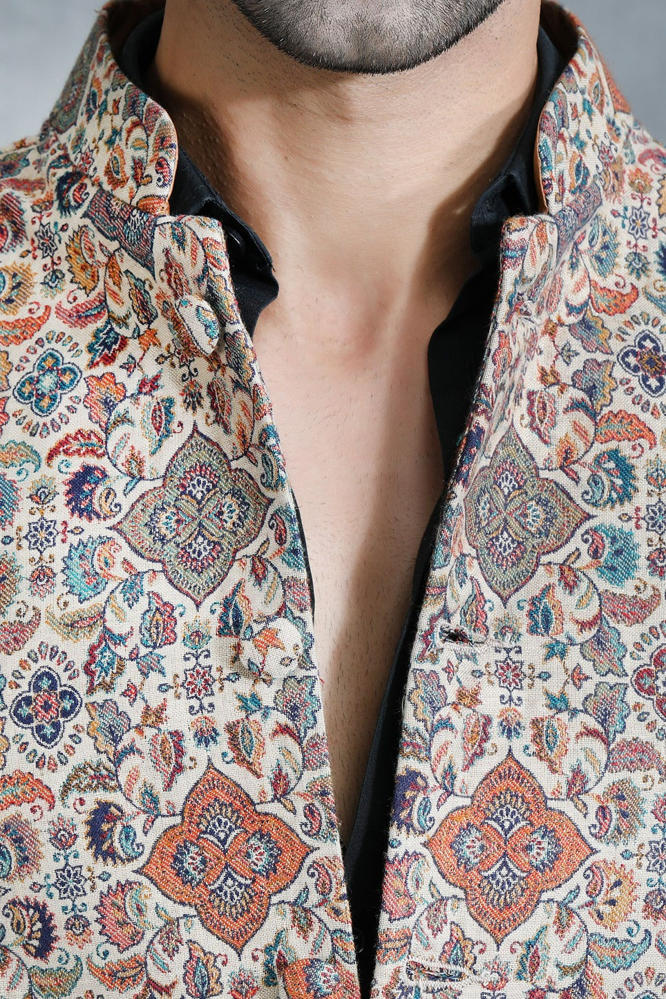 Vintage Kani Mens' Waist Coat/Bandi With Paisley Design | SHOBITAM