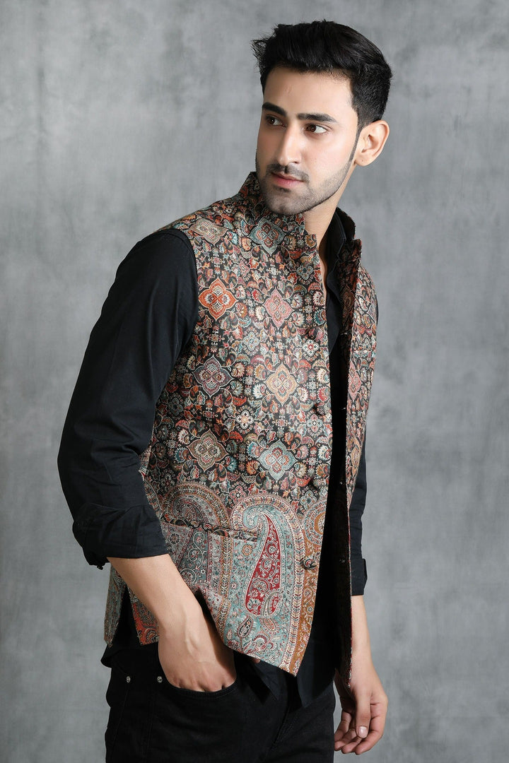 Pashmina Vintage Men's Waist Coat/Bandi With Paisley Design | SHOBITAM