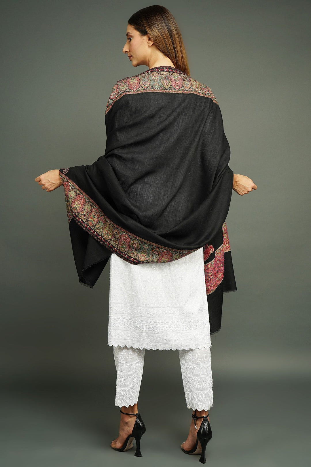 Pashmina Wool In Antique Jamawar Paisley Design 80 by 40", Unisex