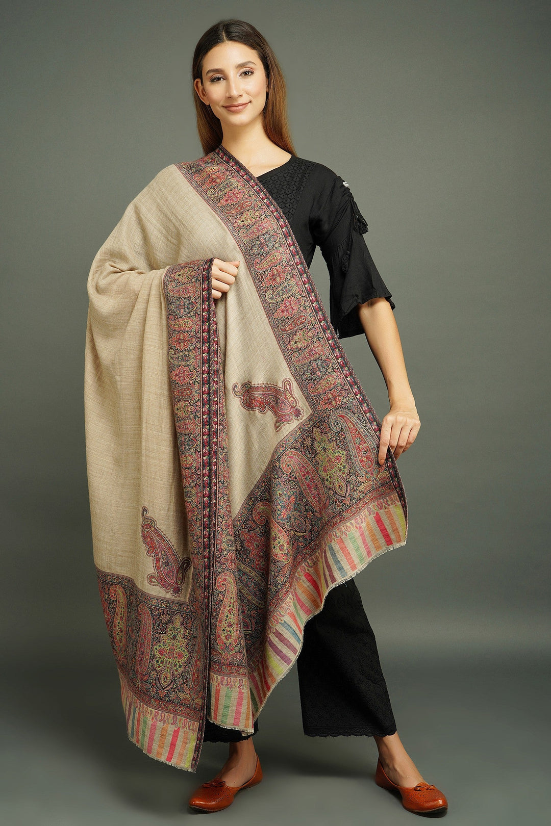 Pashmina Wool In Antique Jamawar Border With Paisley Work 80 by 40", unisex