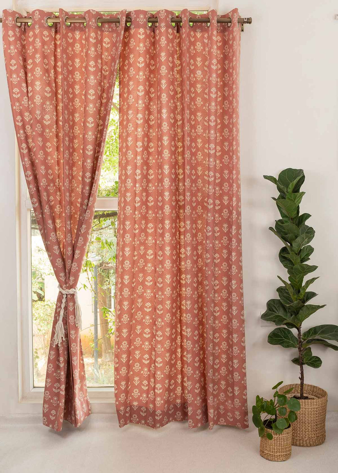 Dahlia 100% cotton floral curtain for living room - Room darkening - Rust - Single Piece