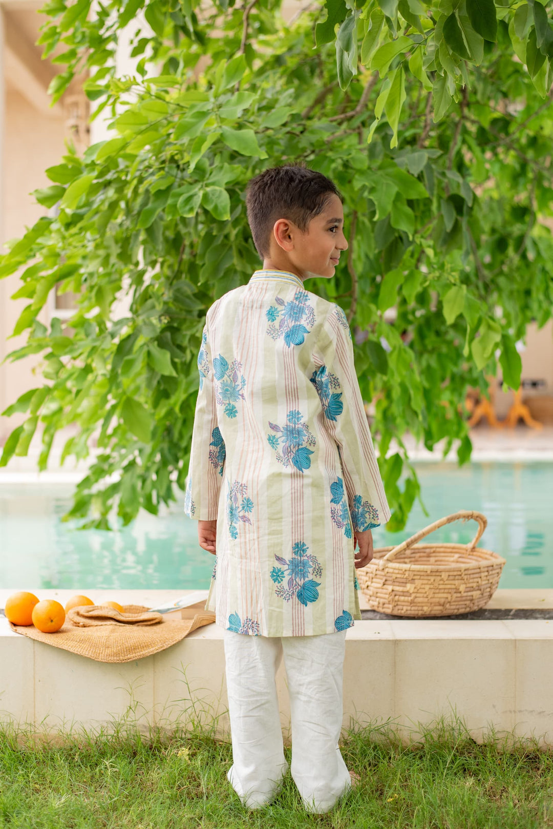 Daisy Stripes Kurta Set | SHOBITAM
