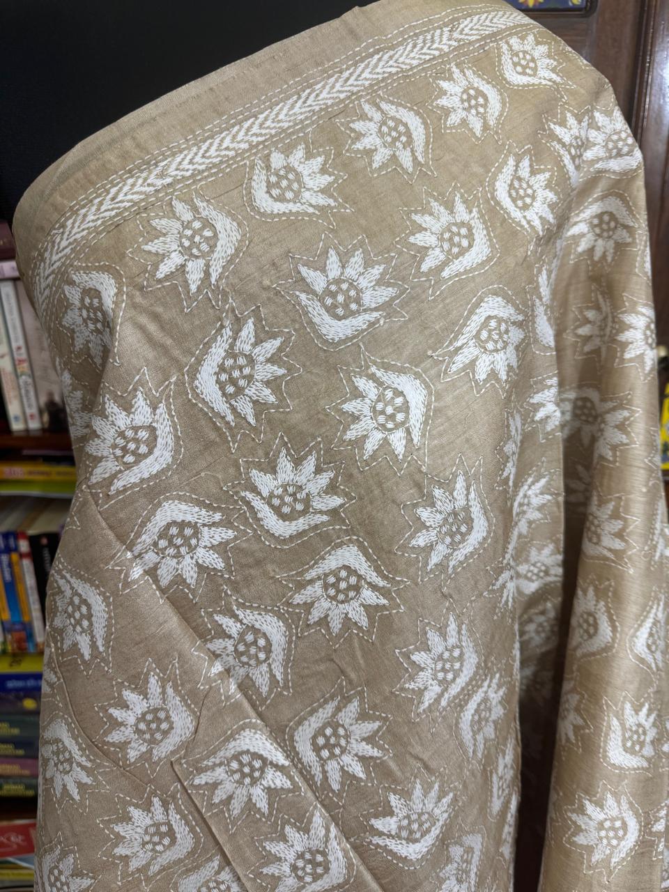 Exquisite White monocolour Intricate Kantha hand embroidery on Gachi Tussar silk saree | SILK MARK CERTIFIED | SHOBITAM