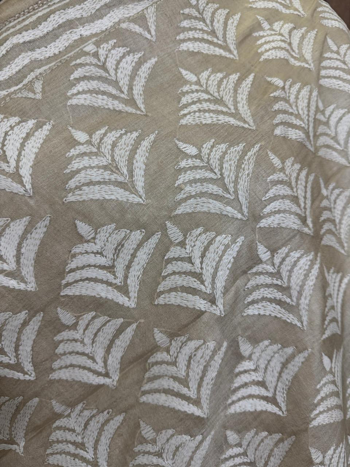 Exquisite White monocolour Intricate Kantha hand embroidery on pure natural Tussar silk saree | SILK MARK CERTIFIED | SHOBITAM