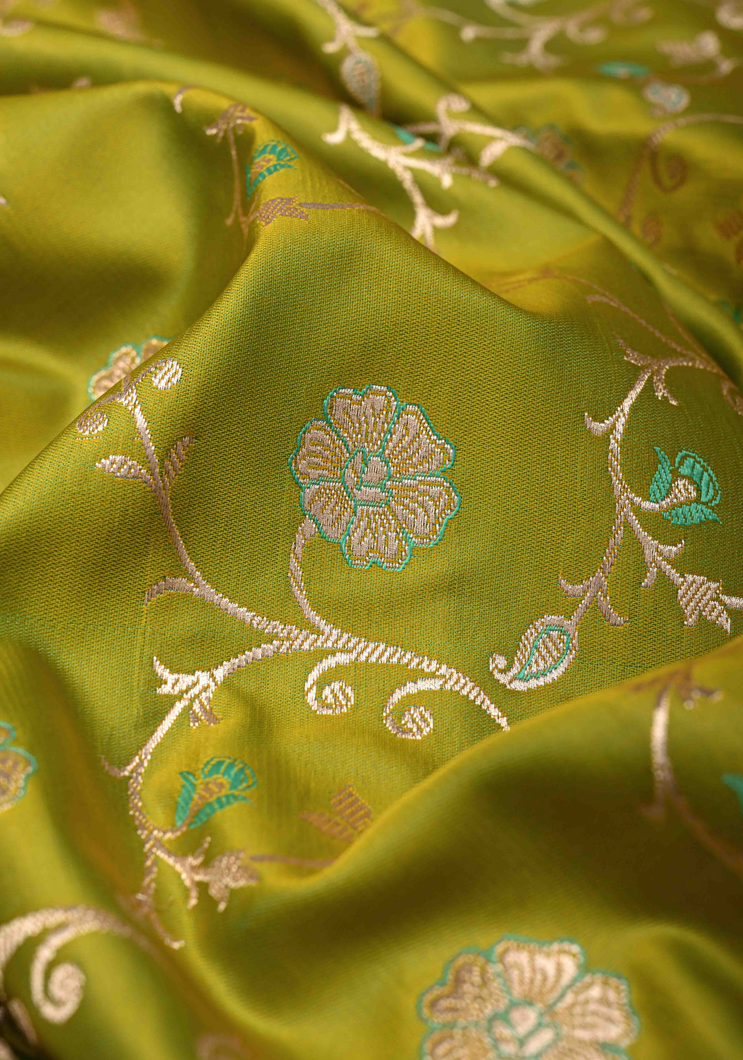 Mehendi Green Dual Tone Meenakari on Banarasi Semi Mashru Silk Saree with Silver Zari Floral Jaal and Contrast Zari Border