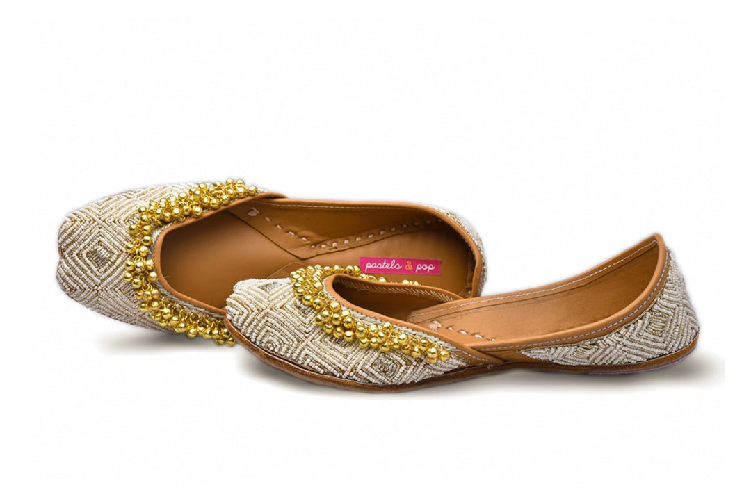 FIRST LOVE White Geometric Beaded Punjabi Juttis