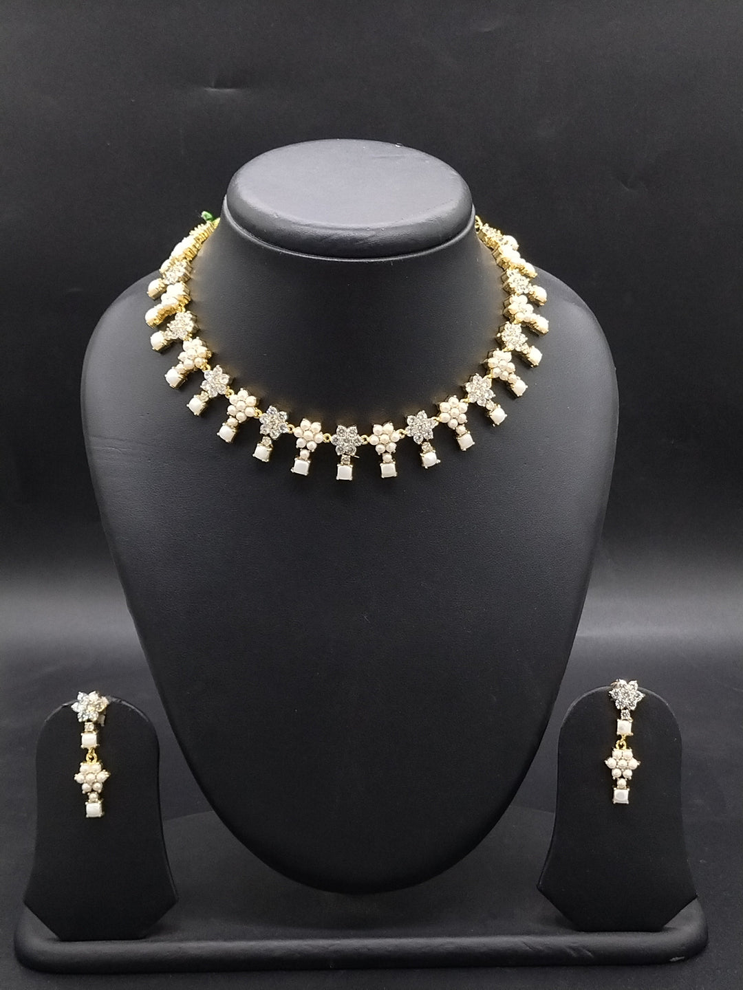 Crystal Bloom Freshwater Pearl Choker Set | SHOBITAM