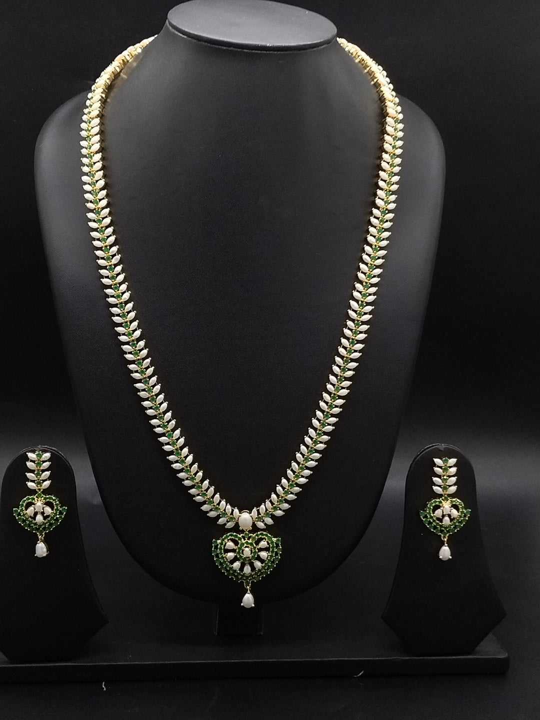 Emerald Bloom Freshwater Pearl Long Haram Set | SHOBITAM