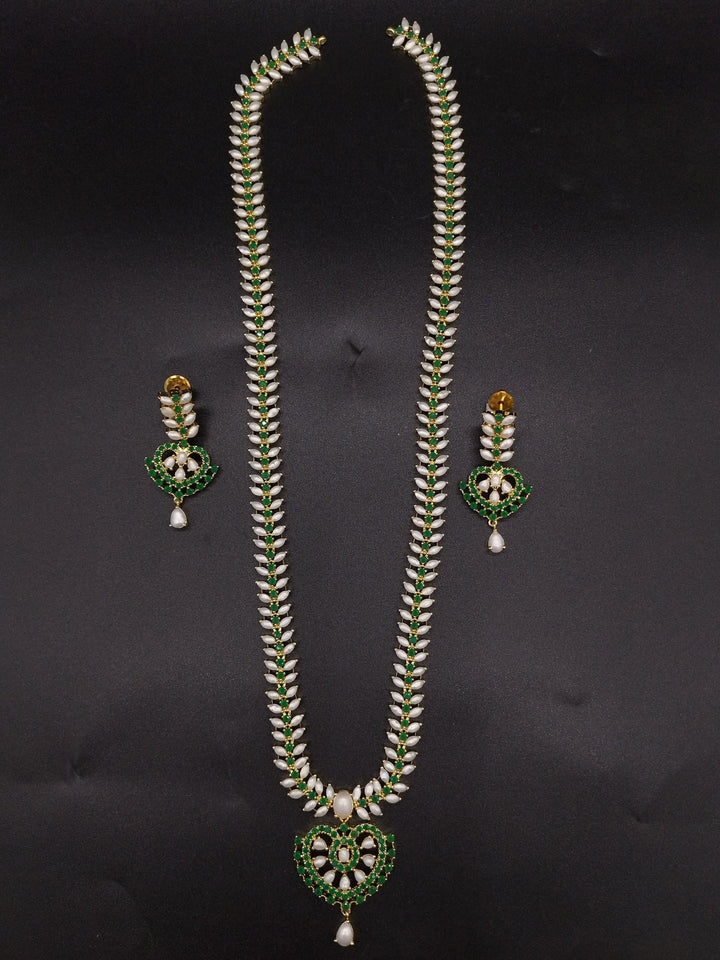 Emerald Bloom Freshwater Pearl Long Haram Set | SHOBITAM