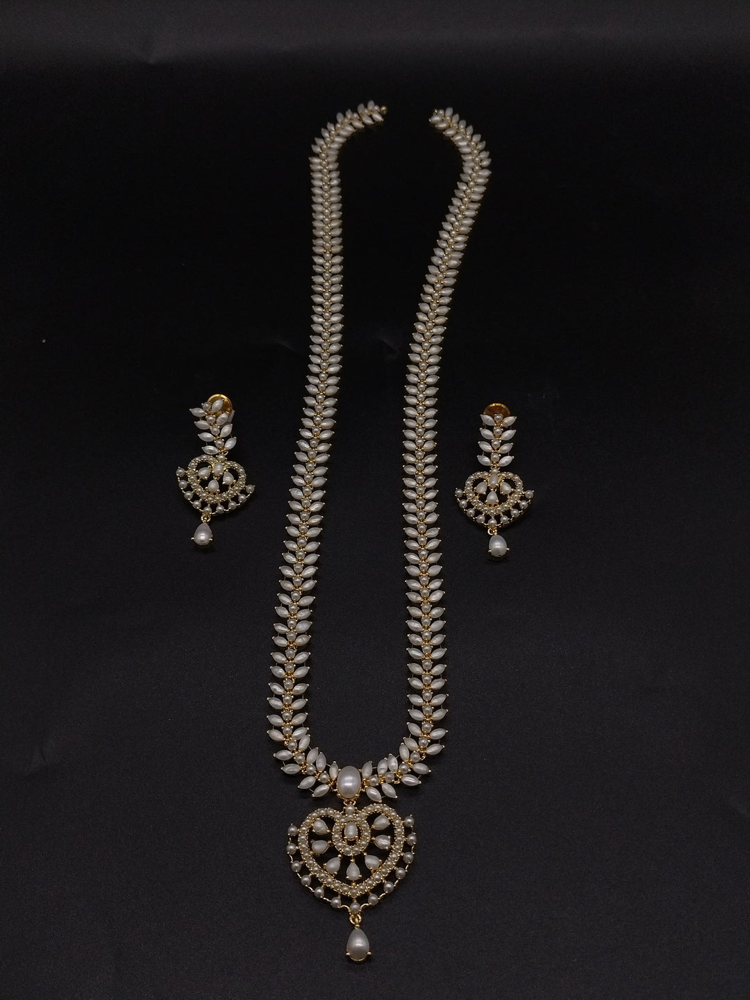 Heritage Bloom Freshwater Pearl Long Haram Set | SHOBITAM