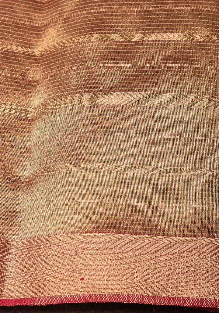 Green Handwoven Maheshwari Silk Cotton Saree with Horizontal zari Stripes and Border