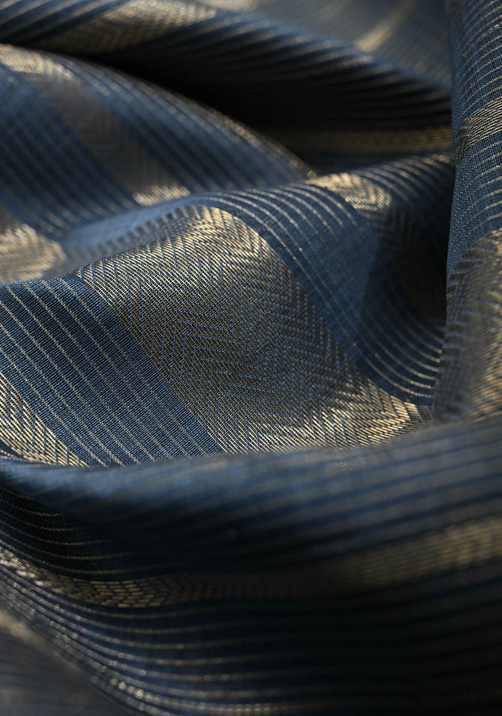 Heather Gray Handwoven Maheshwari Silk Cotton Saree with Horizontal Stripes and Tissue Pallu and Blouse Piece