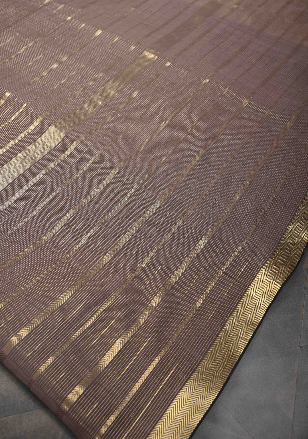 Woody Mauve Handwoven Maheshwari Silk Cotton Saree with Horizontal Stripes and Tissue Blouse and Pallu