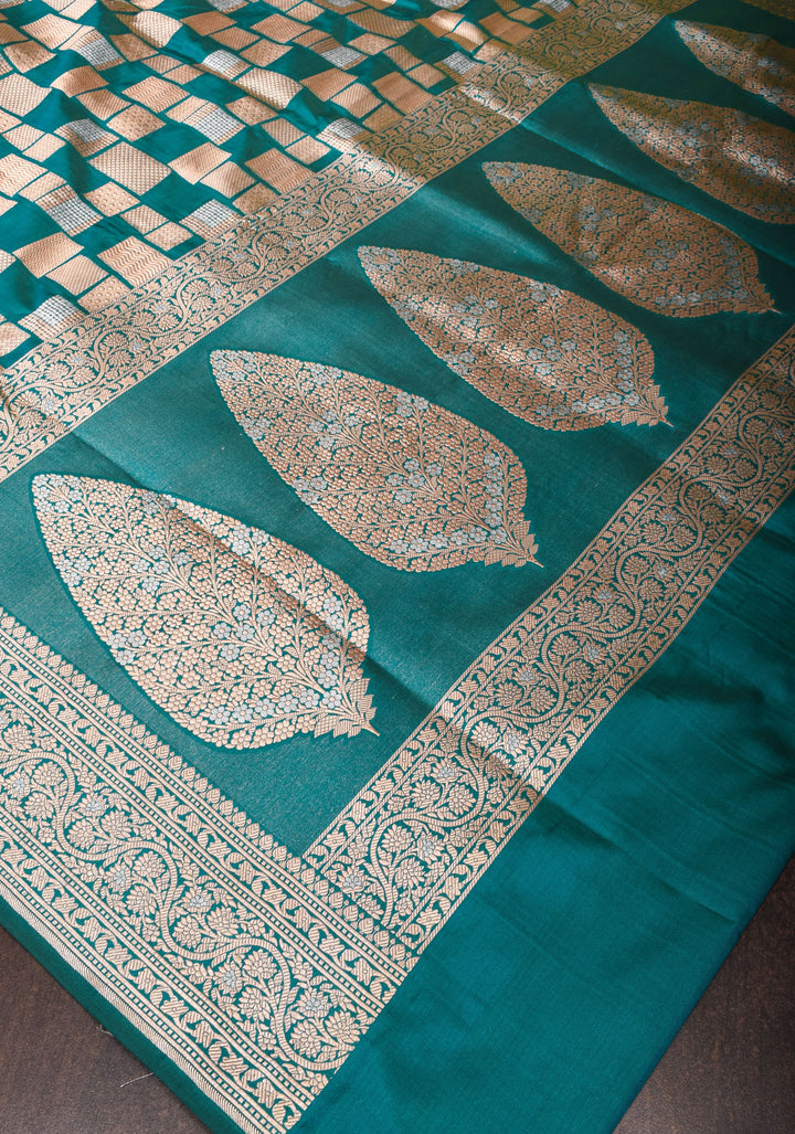 Peacock Green Banarasi Katan Silk Saree with Alfi Geometric Pattern and Zari Border | SILK MARK CERTIFIED