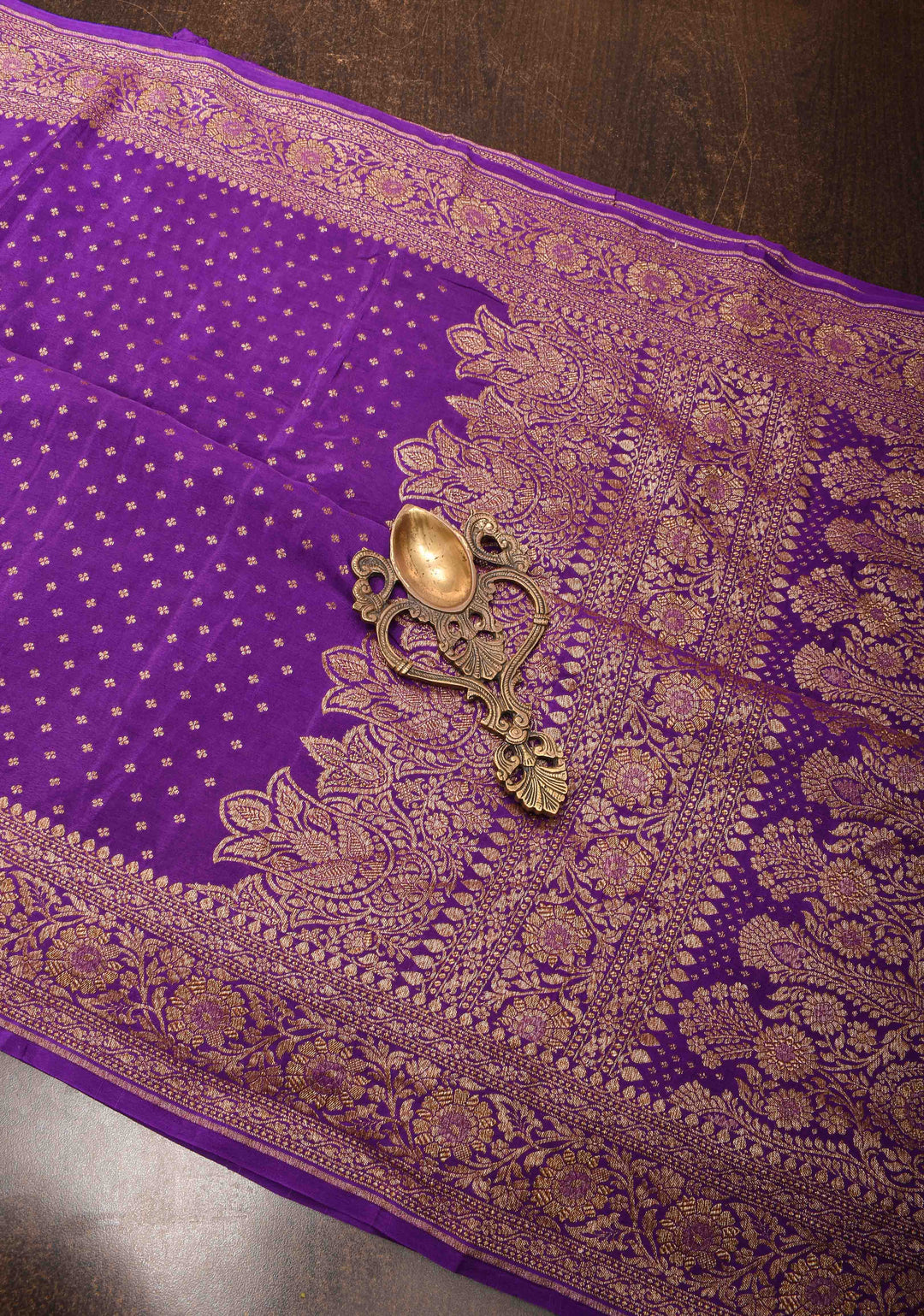 Banarasi Georgette Silk Saree with Chunri Butti and and Oxidized Zari Border | SILK MARK CERTIFIED