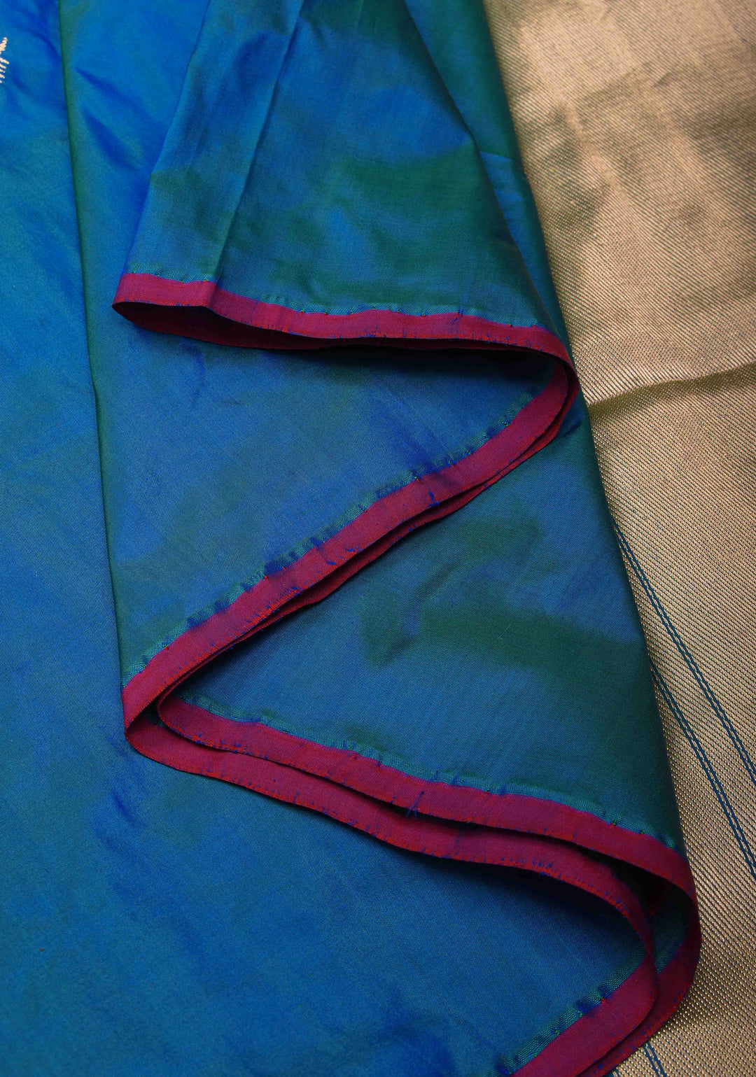 Borderless Banarasi Pure Katan Silk Saree in Peacock Dual Tone with Sona Rupa Floral Motifs | SILK MARK CERTIFIED