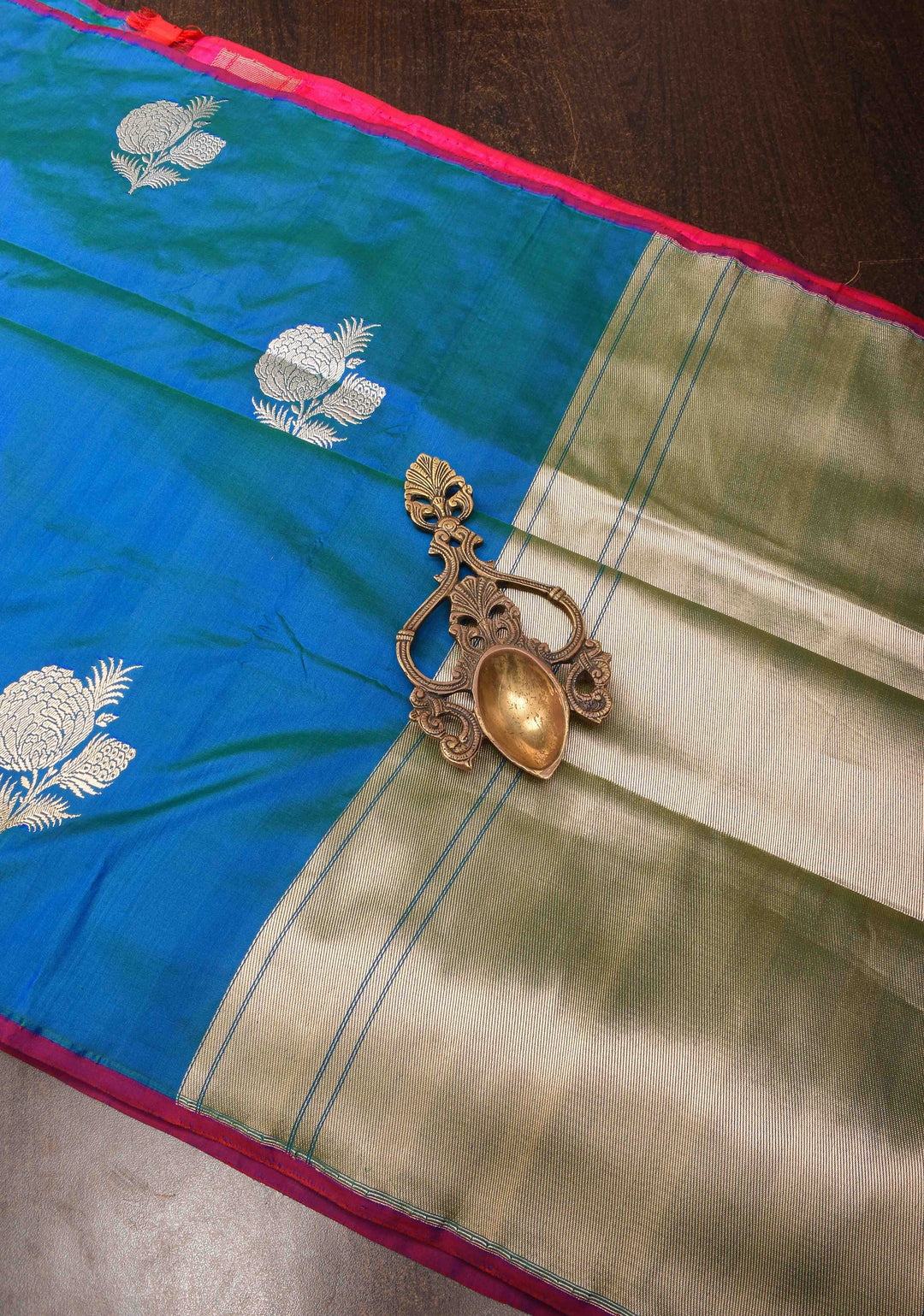 Borderless Banarasi Pure Katan Silk Saree in Peacock Dual Tone with Sona Rupa Floral Motifs | SILK MARK CERTIFIED