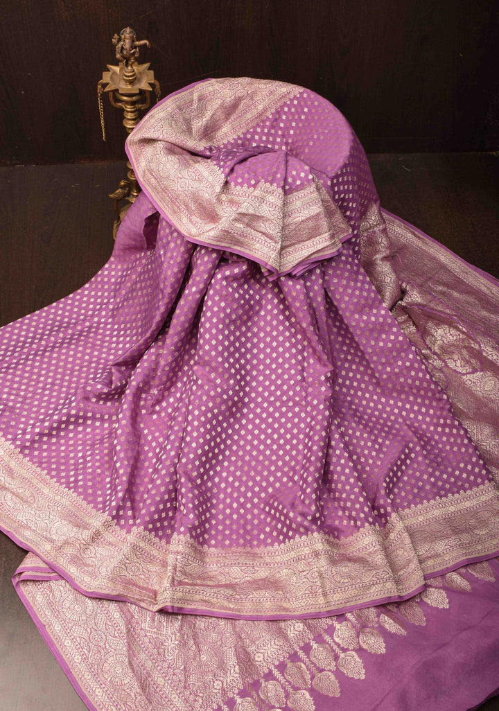 Lavender Banarasi Georgette Silk Saree with Chunri Butti and and  Zari Border | SILK MARK CERTIFIED
