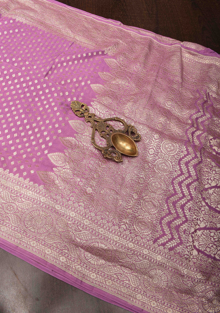 Lavender Banarasi Georgette Silk Saree with Chunri Butti and and  Zari Border | SILK MARK CERTIFIED