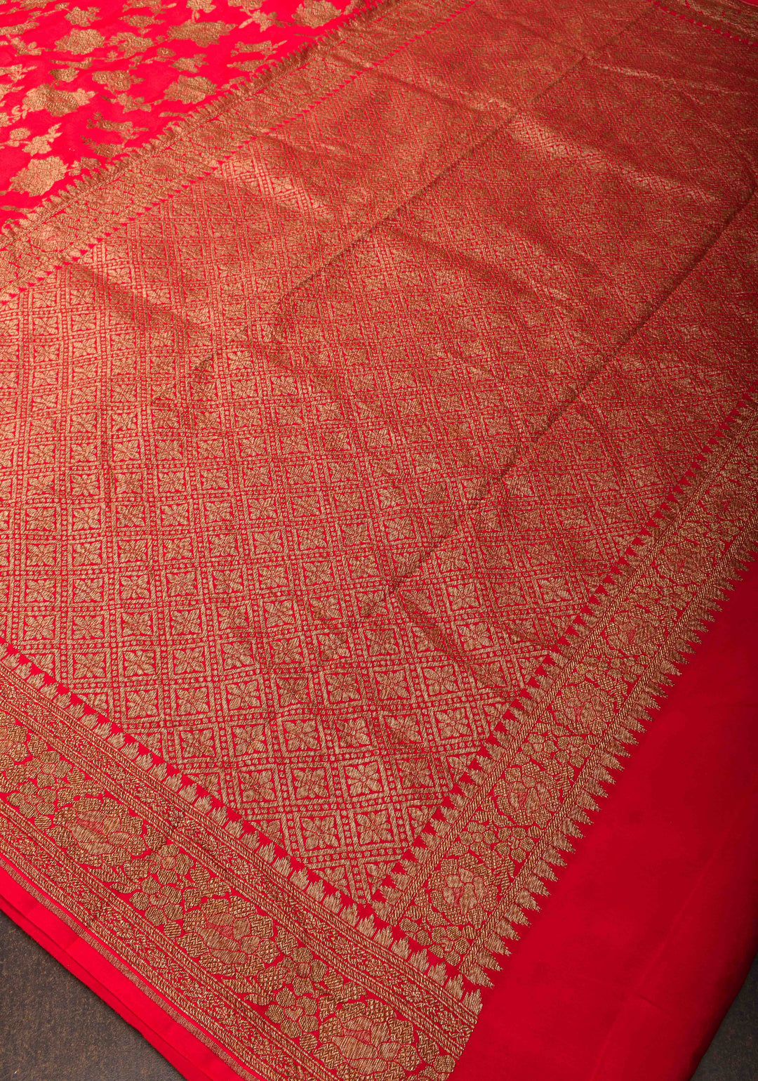 Crimson Banarasi Katan Silk Saree with Antique Floral Jaal and Borders | SILK MARK CERTIFIED